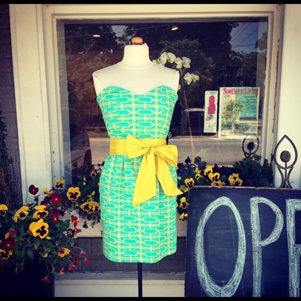 LaRoque Strapless Dress